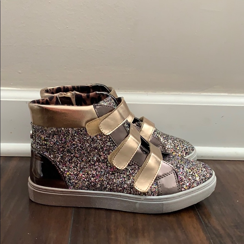BARELY USED Steve Madden J Zoom High Top Sneakers